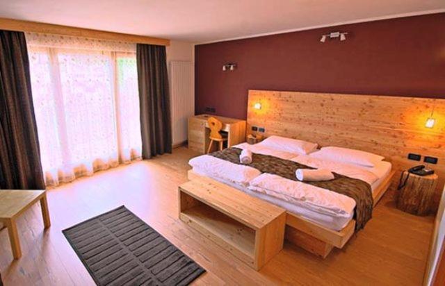 Arnica Mountain Hotel Soraga di Fassa Exterior foto