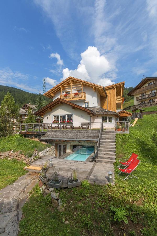 Arnica Mountain Hotel Soraga di Fassa Exterior foto